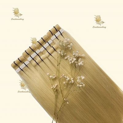 Remy-Haar-Qualität 100% jungfräuliches menschliches Haar Seidige, gerade, doppelt gezogene Klebeband in Erweiterungen